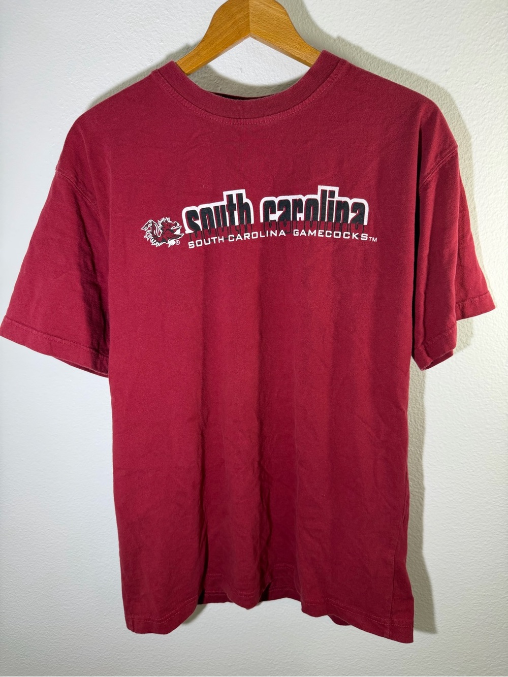 Vintage South Carolina Gamecocks Men's Maroon Short-Sleeve T-Shirt